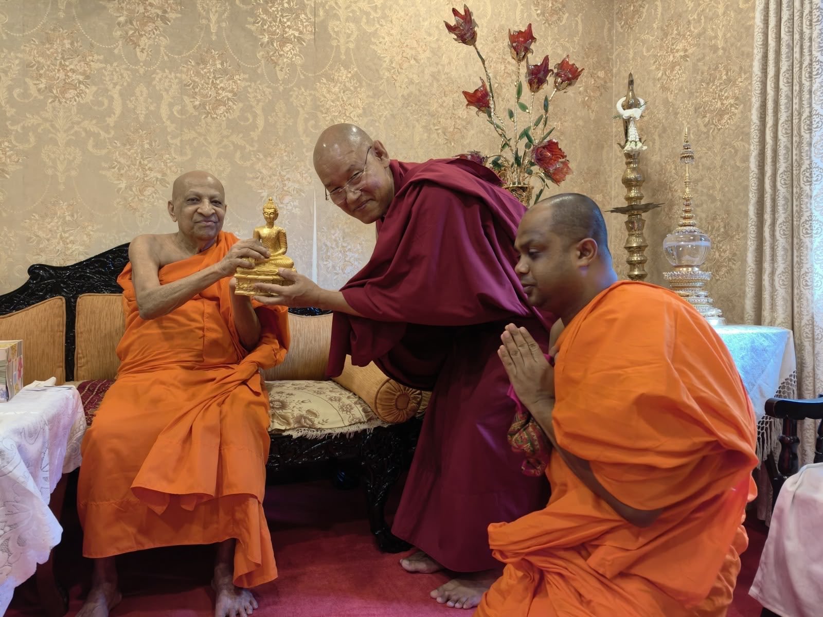 Visit to Most Venerable Thibbatuwawe Sri Siddhartha Sumangala Thera